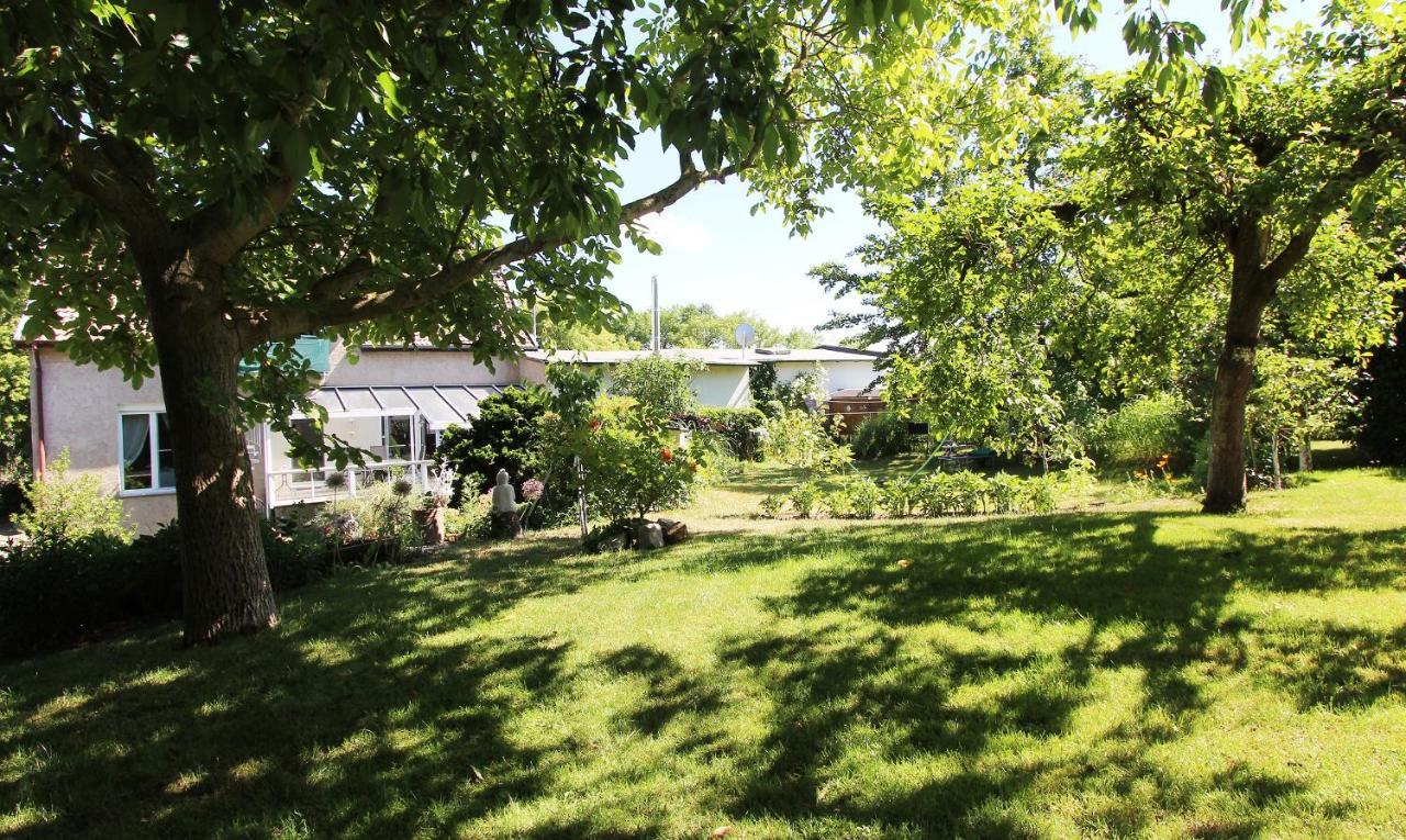 Ferienwohnung Familienwohnung Kröpelin エクステリア 写真